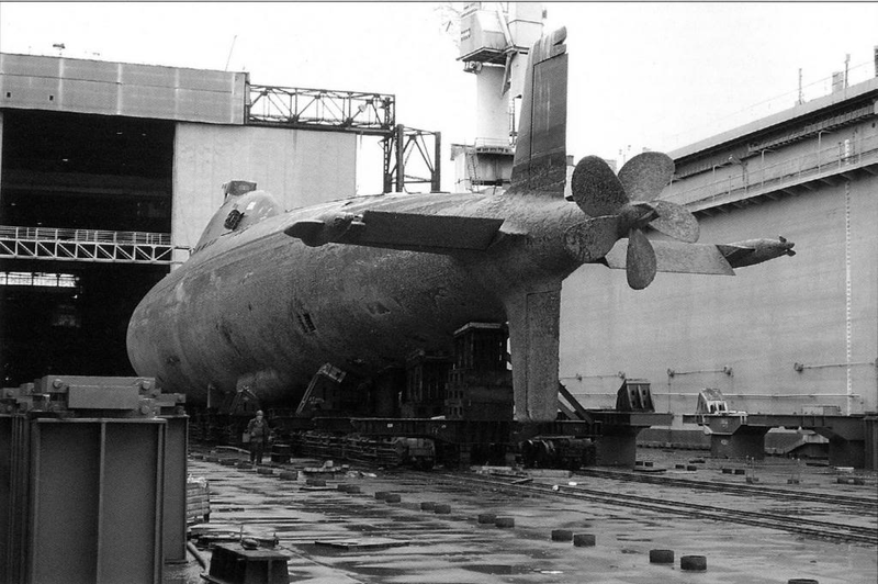 Illustration for article titled Russia's Alfa Class Was The Terrifying Hot Rod Sub Of The Cold War